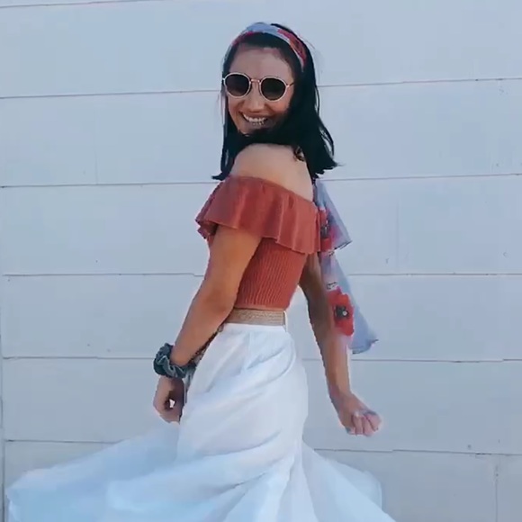 Forever21 Stretchy OTS sexy sweater crop - Picture 7 of 8